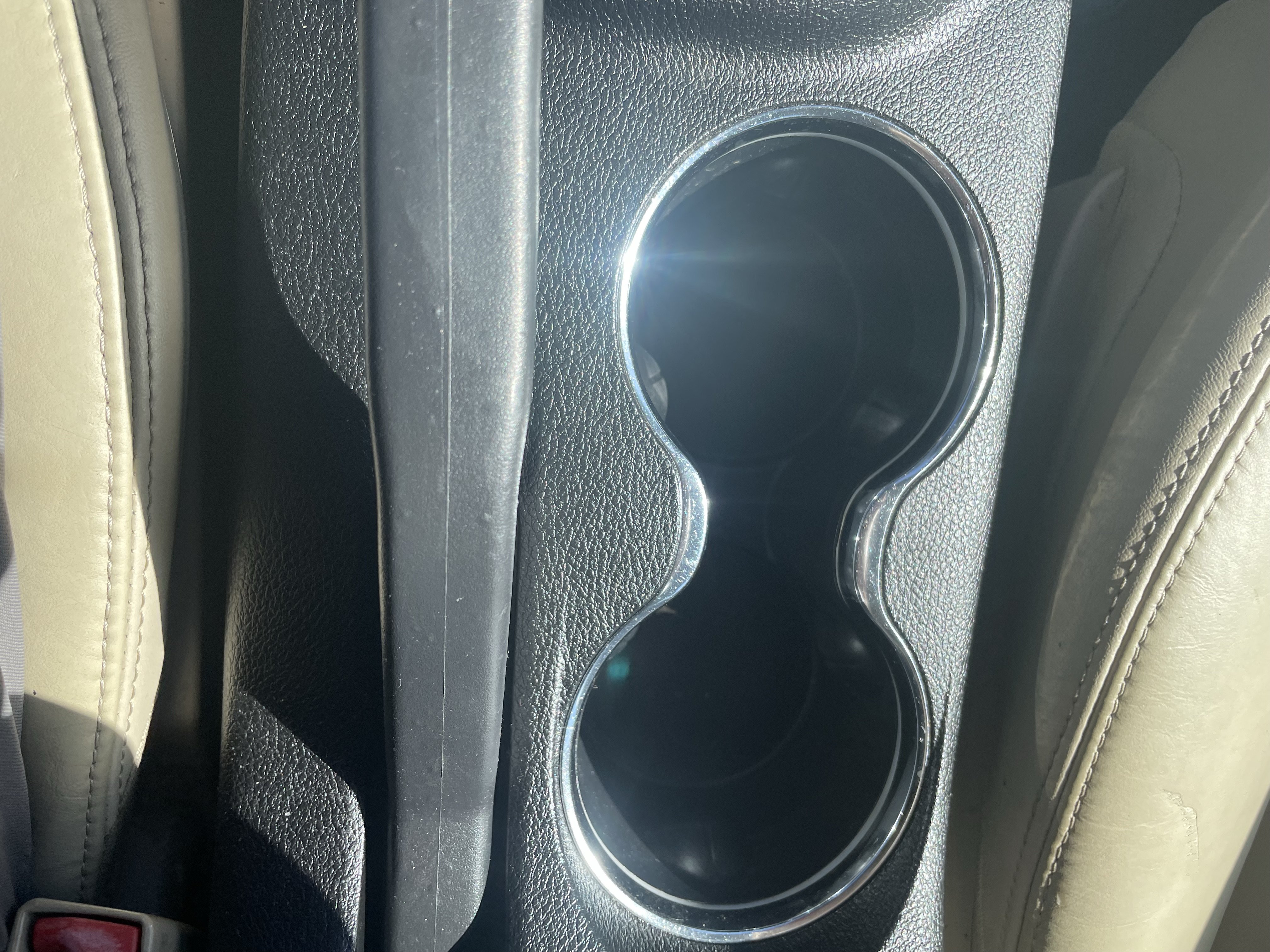 Used 2011 Chrysler 200 Limited FWD image 22