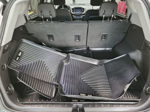 Used 2020 GMC Terrain SLE w/ Driver Convenience Package image 14