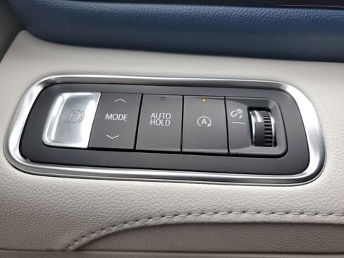 New 2026 Buick Enclave Avenir w/ Super Cruise Package image 29