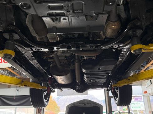 Used 2012 Toyota 4Runner Limited image 17