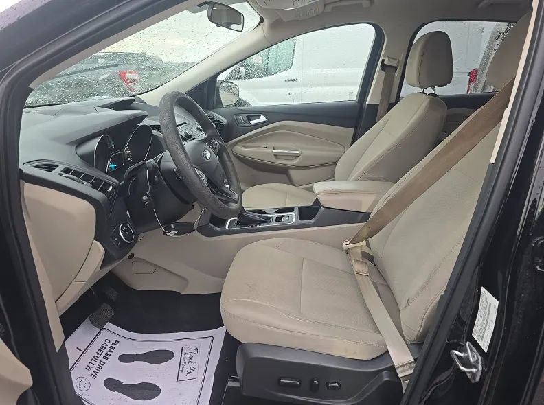 Used 2017 Ford Escape SE AWD/4WD image 5
