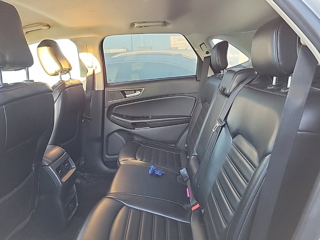 Used 2020 Ford Edge SEL FWD image 12