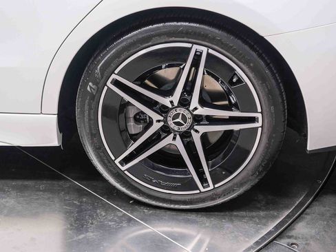 Certified 2023 Mercedes-Benz C 300 Sedan image 9