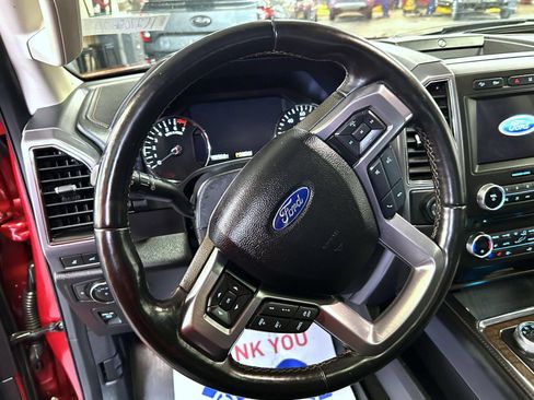 Used 2018 Ford Expedition Max Platinum AWD/4WD image 11