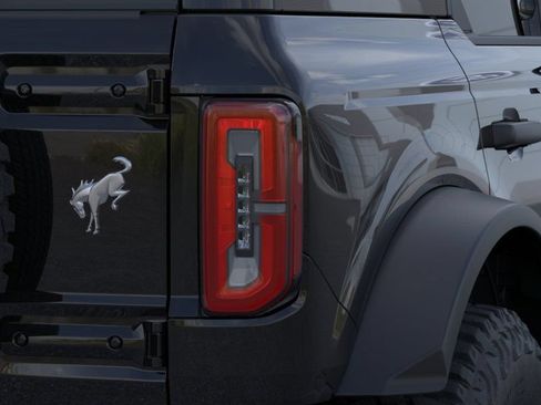 New 2026 Ford Bronco Outer Banks AWD/4WD image 23
