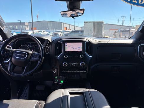 Used 2020 GMC Sierra 2500 AT4 w/ AT4 Premium Package AWD/4WD image 20