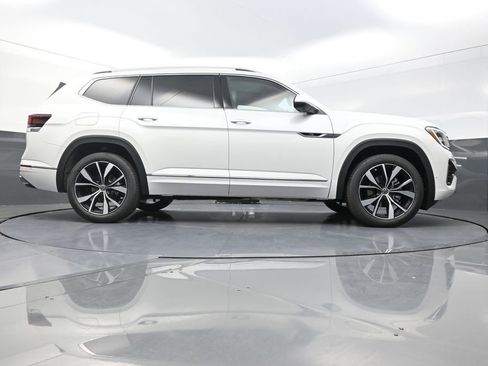 New 2026 Volkswagen Atlas SEL Premium R-Line AWD/4WD image 28