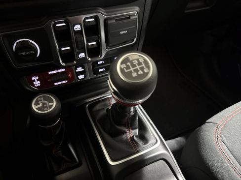 Used 2023 Jeep Wrangler Unlimited Rubicon w/ Safety Group AWD/4WD image 18
