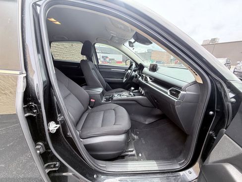 Used 2020 MAZDA CX-5 Sport FWD image 9