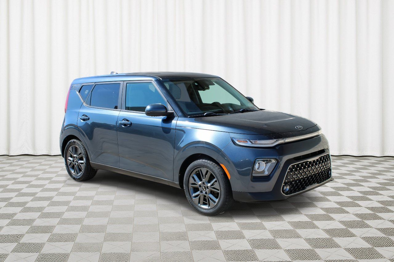Used 2020 Kia Soul EX FWD image 1