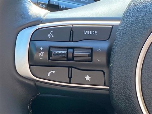 Used 2024 Kia Sportage SX image 18