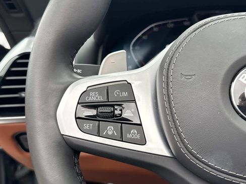 Used 2025 BMW 840i Convertible RWD image 18