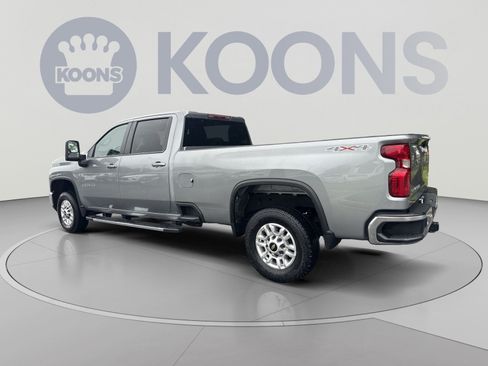 Used 2025 Chevrolet Silverado 2500 LT w/ Safety Package AWD/4WD image 4
