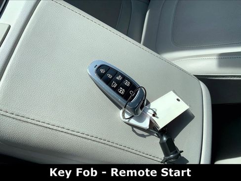 Used 2024 Hyundai Tucson Limited image 12