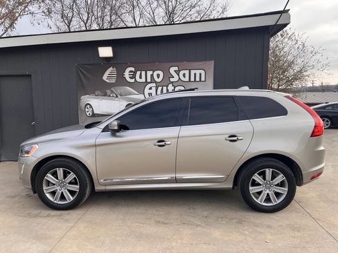 Used 2016 Volvo XC60 T6 Platinum w/ Protection Package image 5