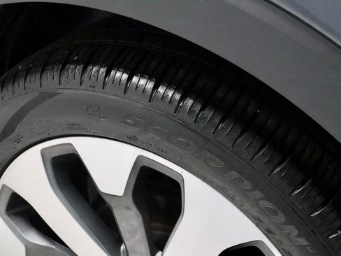 Used 2022 Kia Telluride EX w/ EX Premium Package image 22