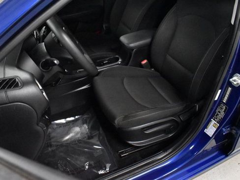 Used 2019 Kia Forte LXS image 13