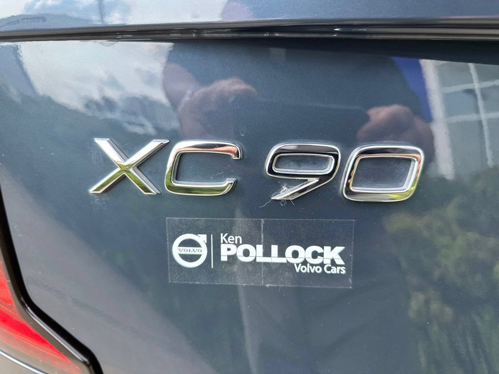 Certified 2026 Volvo XC90 B6 Plus AWD/4WD image 17
