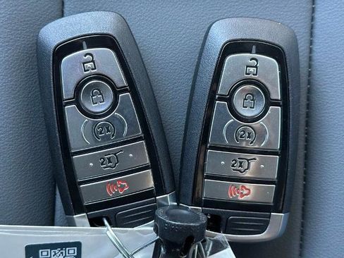 New 2025 Ford Expedition Max Active image 26