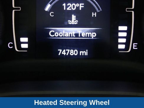 Used 2019 Jeep Cherokee Latitude Plus w/ Comfort/Convenience Group AWD/4WD image 5