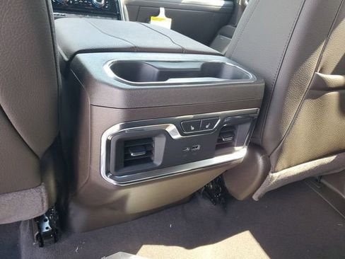 New 2026 GMC Sierra 1500 Denali w/ Denali Reserve Package image 17