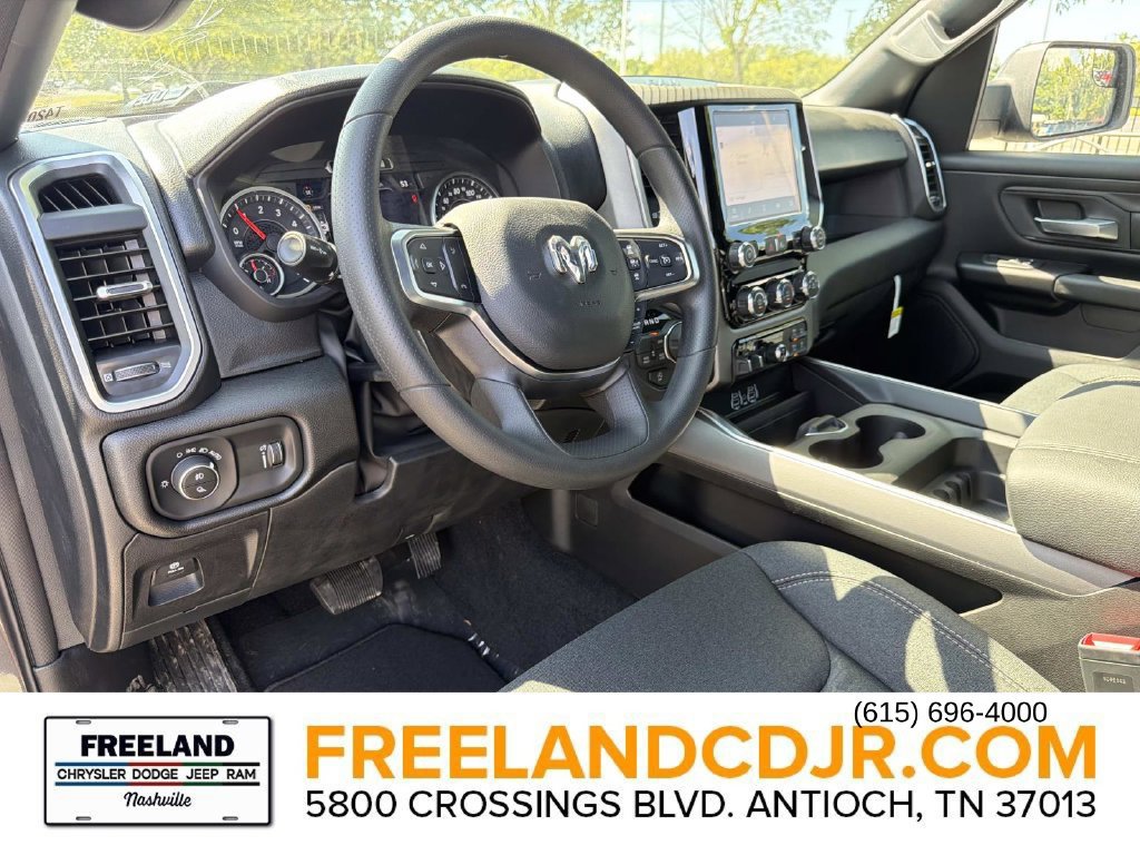 New 2026 RAM 1500 Express AWD/4WD image 22