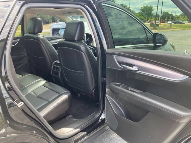 Used 2018 Cadillac XT5 Luxury w/ Driver Awareness Package AWD/4WD image 25
