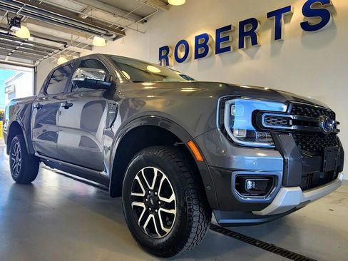 Used 2024 Ford Ranger Lariat w/ Trailer Tow Package AWD/4WD image 2