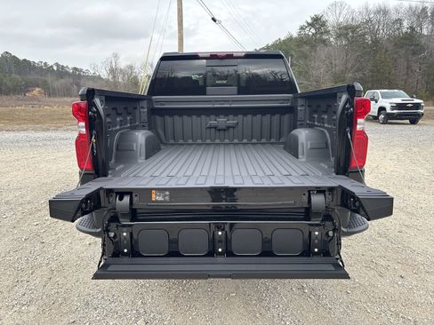 New 2026 Chevrolet Silverado 1500 ZR2 AWD/4WD image 25