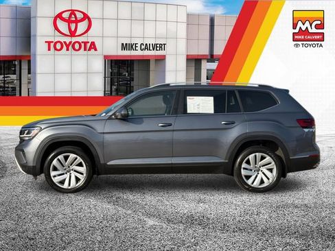 Used 2021 Volkswagen Atlas SEL AWD/4WD image 2
