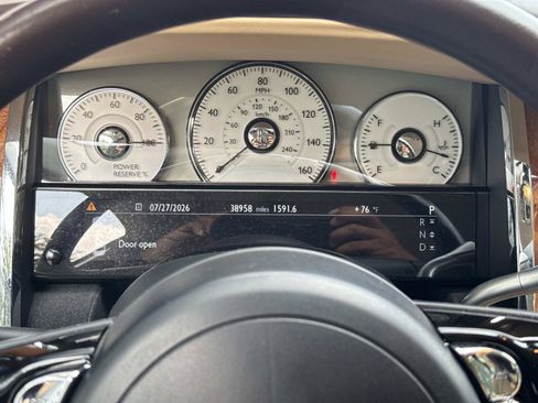 Used 2012 Rolls-Royce Ghost RWD image 44
