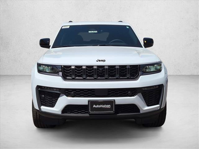 New 2026 Jeep Grand Cherokee Limited AWD/4WD image 4