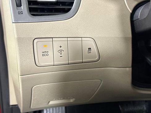 Used 2016 Hyundai Elantra Value Edition image 19