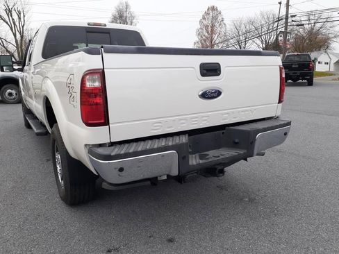 Used 2011 Ford F350 Lariat w/ Lariat Interior Pkg image 2