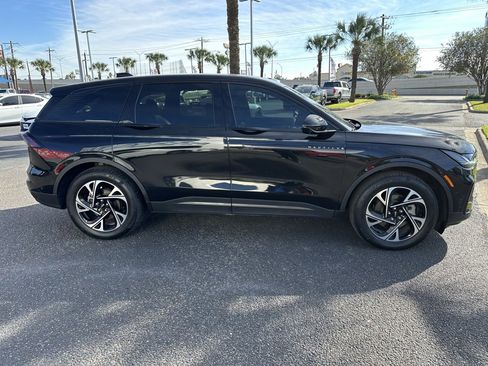 Used 2024 Lincoln Nautilus Premier w/ Jet Appearance Package image 7