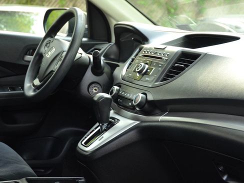 Used 2013 Honda CR-V LX image 10