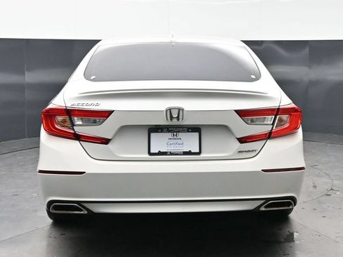 Used 2018 Honda Accord Sport image 6