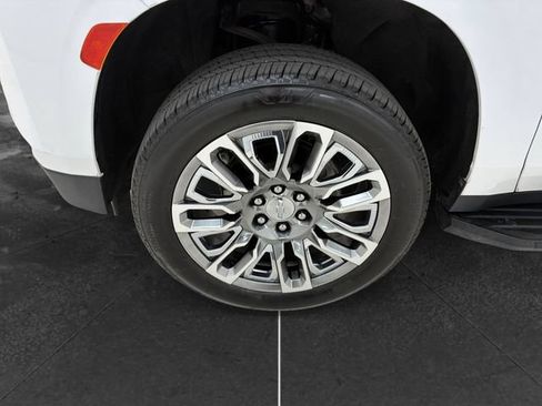 Used 2021 Chevrolet Tahoe RST AWD/4WD image 9