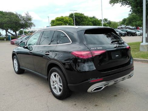 Used 2024 Mercedes-Benz GLC 300 image 11