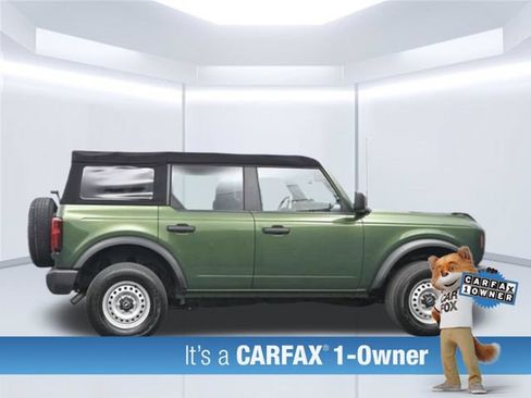 Used 2023 Ford Bronco 4-Door AWD/4WD image 2
