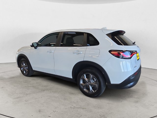Used 2027 Honda HR-V LX image 7