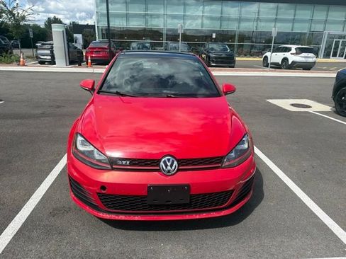 Used 2015 Volkswagen GTI SE w/ Lighting Package (SEL) FWD image 4