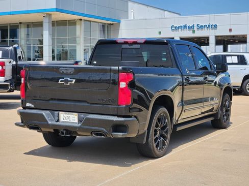Used 2025 Chevrolet Silverado 1500 High Country w/ High Country Premium Package AWD/4WD image 21