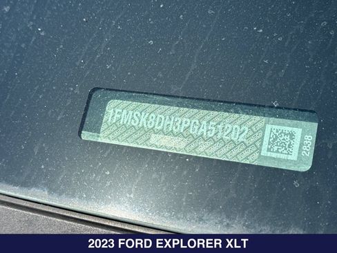 Used 2023 Ford Explorer XLT w/ Equipment Group 202A AWD/4WD image 2