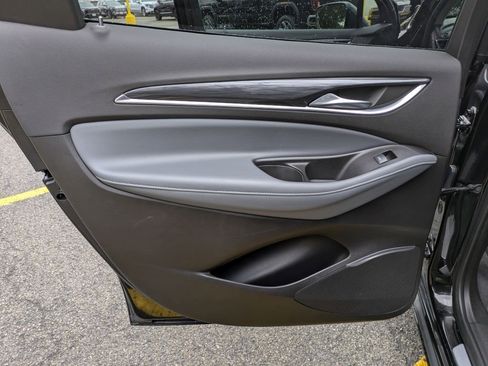 Used 2020 Buick Enclave Essence w/ Sport Touring Edition image 26