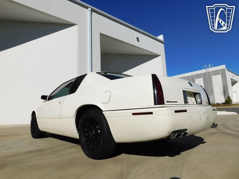 Used 2002 Cadillac Eldorado Collector's Edition image 18