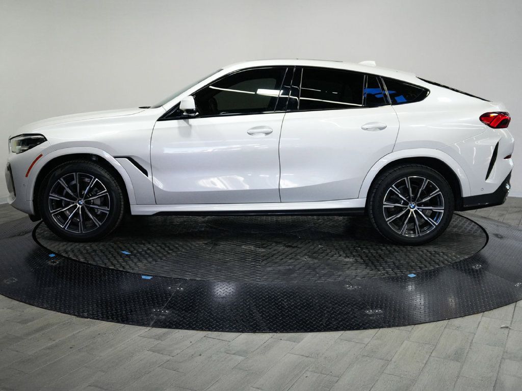 Used 2023 BMW X6 xDrive40i w/ M Sport Package AWD/4WD image 4