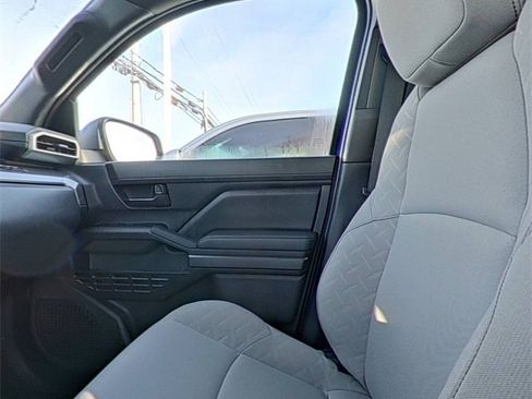 Certified 2025 Toyota Tacoma SR5 image 25