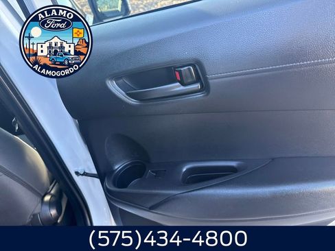 Used 2024 Toyota Corolla Cross LE image 14