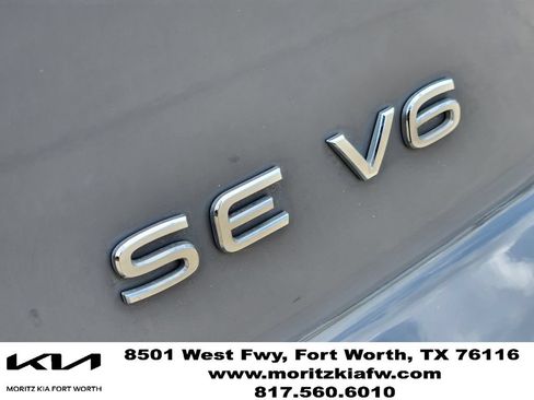 Used 2021 Volkswagen Atlas Cross Sport SE w/ Panoramic Sunroof Package FWD image 11